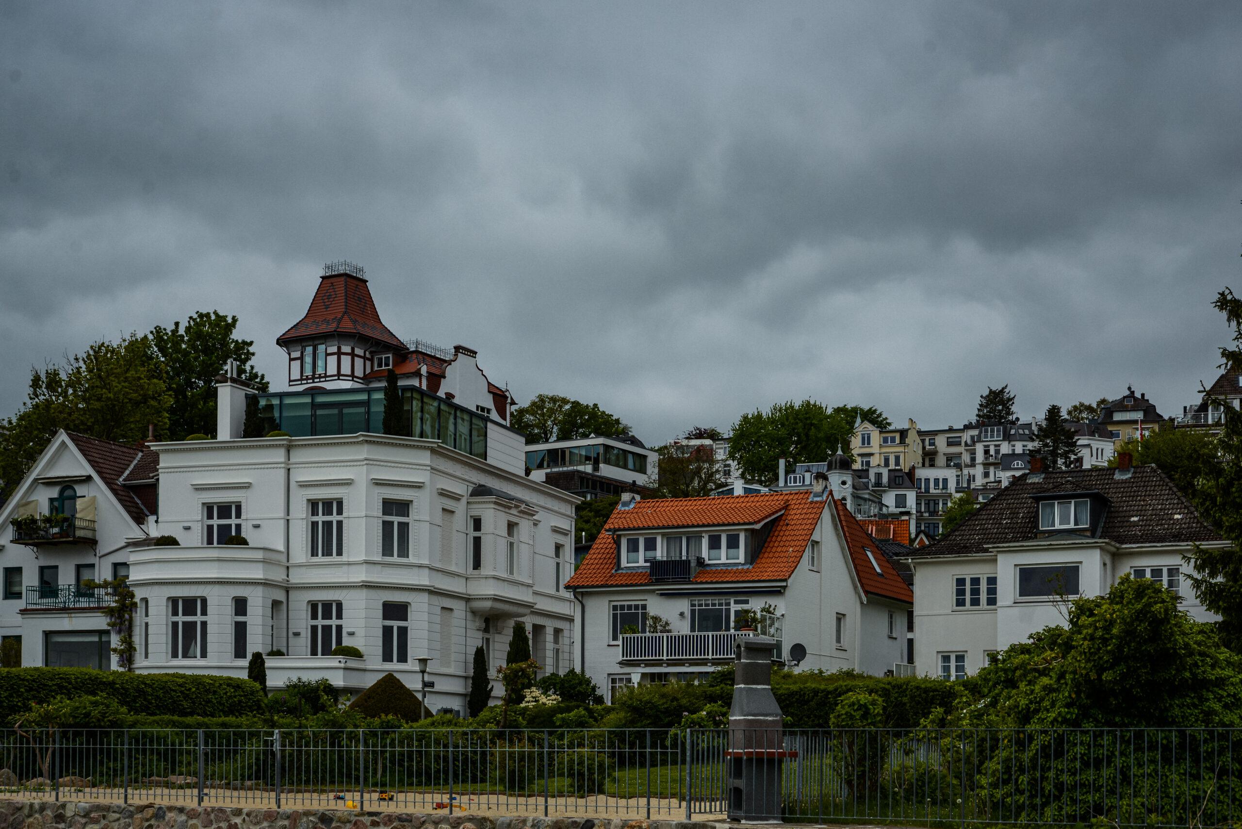 A detached house with a front yard